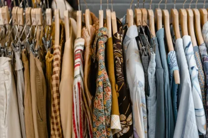 découvrez l'importance du sizing dans la mode et l'industrie textile. apprenez à choisir les bonnes tailles pour un ajustement parfait et un style impeccable. explorez nos conseils sur le sizing pour améliorer votre garde-robe et mettre en valeur votre silhouette.