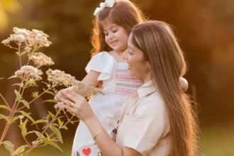 découvrez nos conseils et produits essentiels pour entretenir vos articles en cuir suédé. apprenez à nettoyer, protéger et restaurer vos chaussures, vêtements et accessoires en suède afin de préserver leur beauté et leur durabilité.