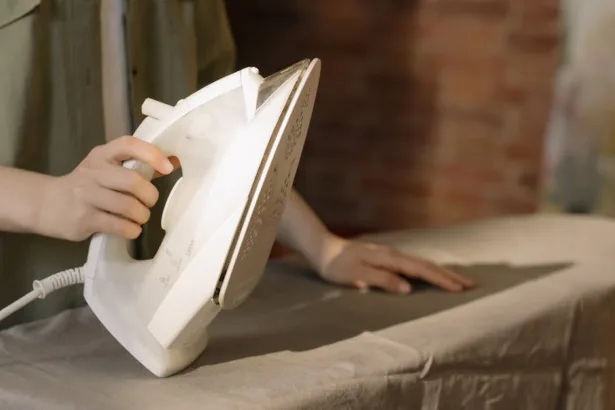 découvrez notre collection de cols de chemises en lin, alliant style et confort. parfaits pour un look décontracté ou habillé, ces cols en lin ajouteront une touche d'élégance à votre garde-robe tout en vous assurant une fraîcheur optimale.