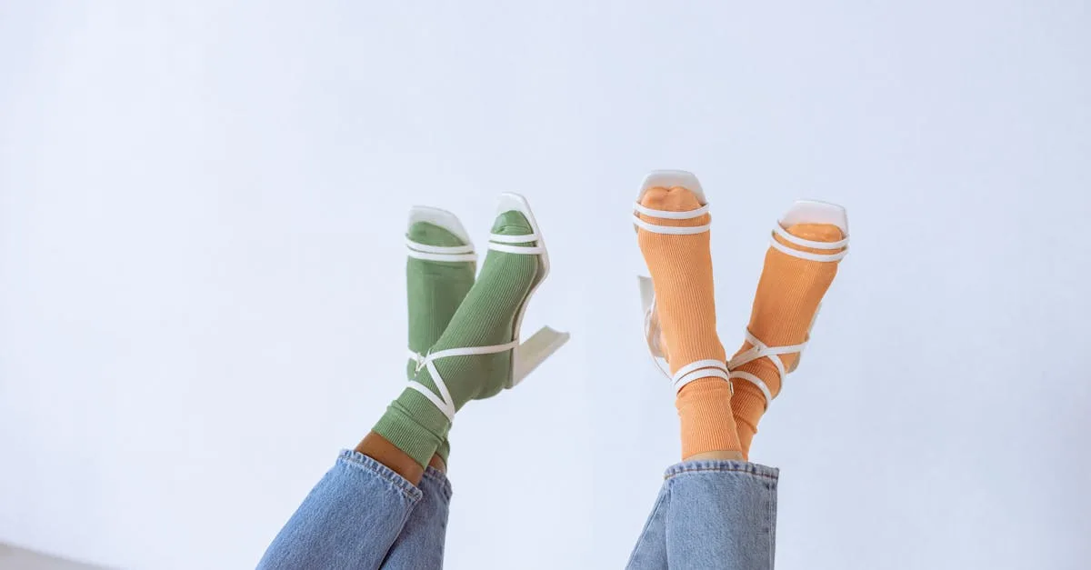 découvrez notre collection de sandales à talons avec brides à la cheville : élégantes, confortables et parfaites pour toutes vos occasions. complétez votre style avec des ankle strap heels tendance et féminines.