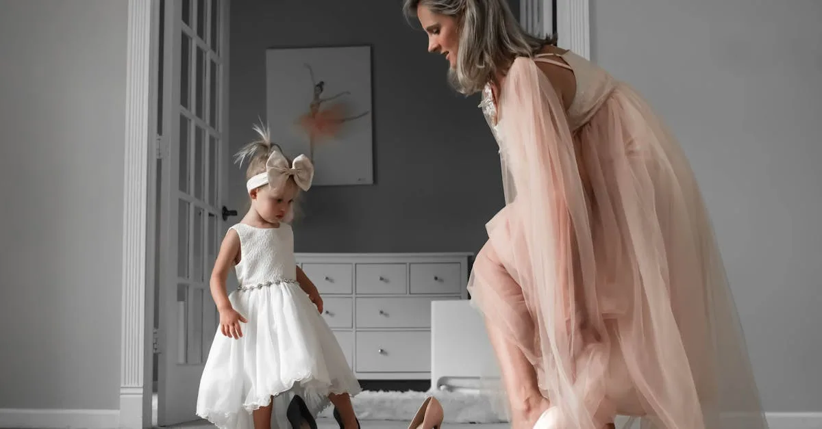 découvrez notre sélection de pumps à talons blocs, idéales pour allier confort et élégance au quotidien. trouvez la paire parfaite pour sublimer vos tenues, du bureau aux sorties en soirée.