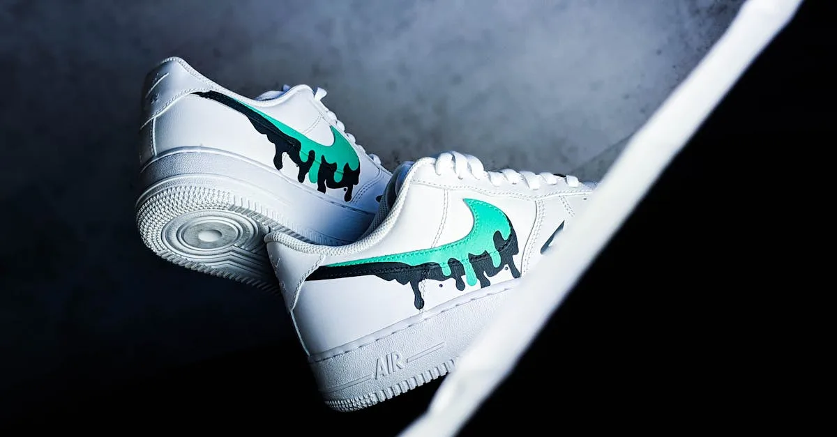 découvrez nos baskets blanches en cuir durable : un mélange d’élégance, de confort et de respect de l’environnement. parfaites pour un style moderne et éco-responsable au quotidien.