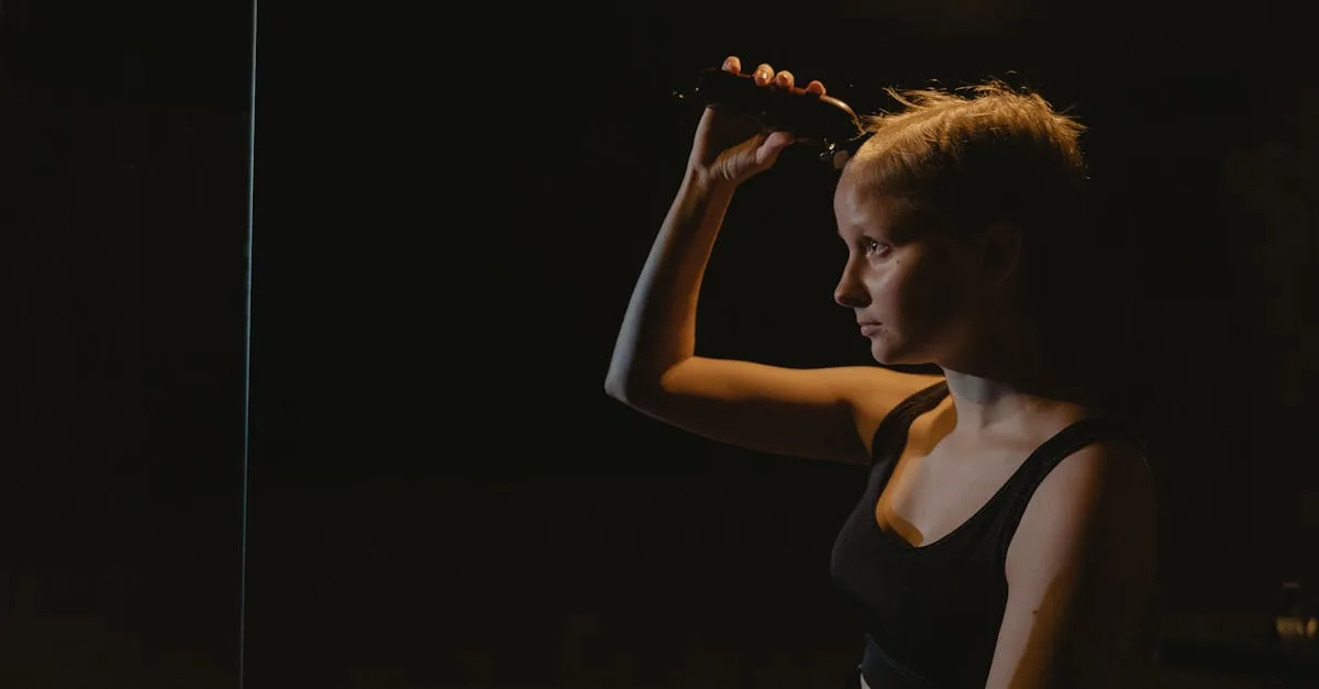 découvrez le buzzcut, une coupe de cheveux courte et pratique qui allie style et simplicité. parfaite pour un look moderne et facile à entretenir.