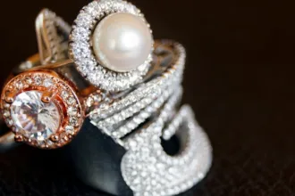 découvrez notre collection élégante de bijoux uniques alliant style et qualité pour sublimer toutes vos occasions.