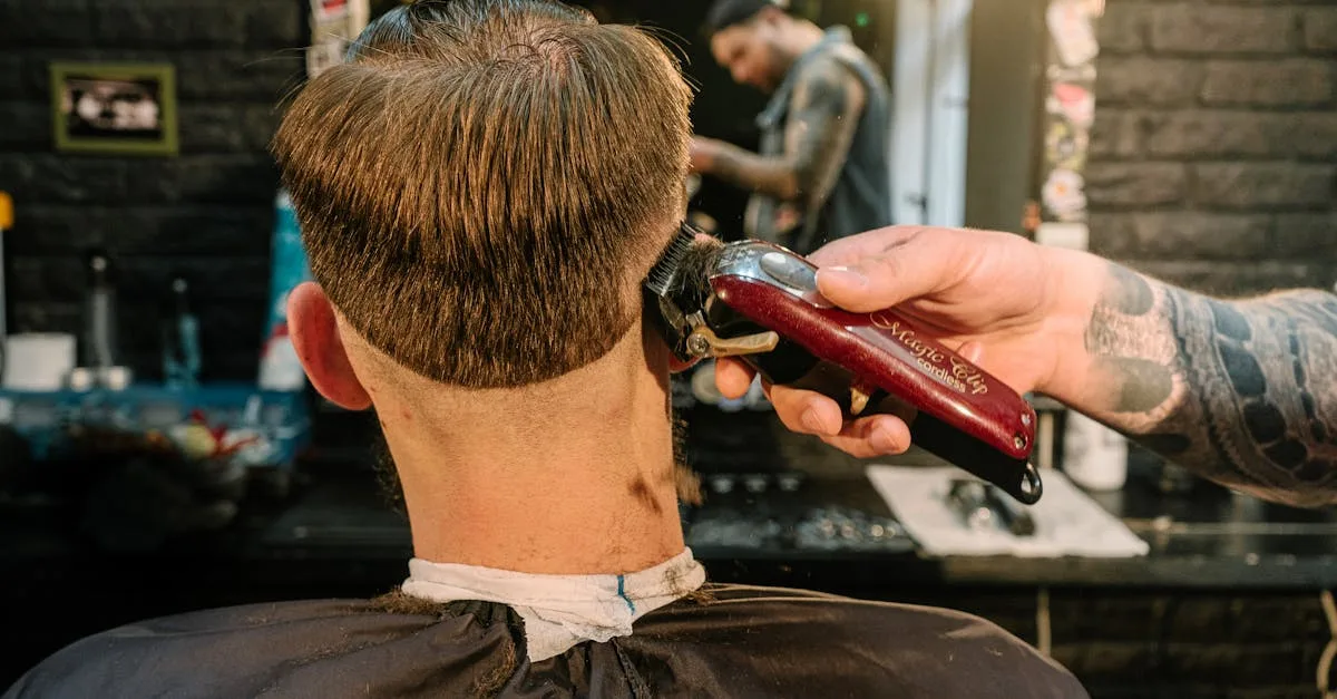 découvrez notre sélection de coupes courtes modernes pour femmes, alliant style et élégance pour un look tendance et facile à entretenir.