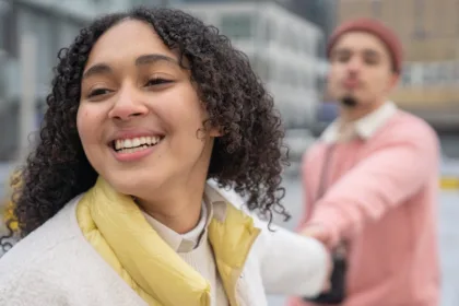 découvrez comment devenir un partenaire privilégié et développer des collaborations fructueuses avec notre équipe dédiée.