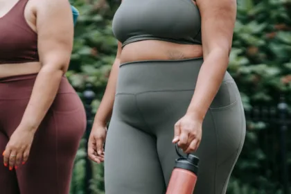 guide des tailles de vêtements pour trouver facilement la taille parfaite et profiter d'un ajustement optimal.