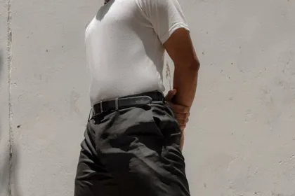 découvrez notre collection de pantalons doublés alliant confort et chaleur pour toutes les saisons. parfaits pour rester élégant tout en étant bien protégé du froid.