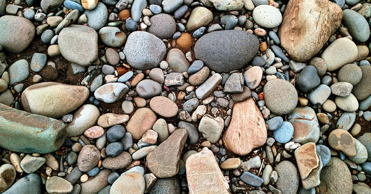 découvrez l'univers fascinant des pierres : conseils, types, propriétés et utilisations pour embellir votre quotidien.