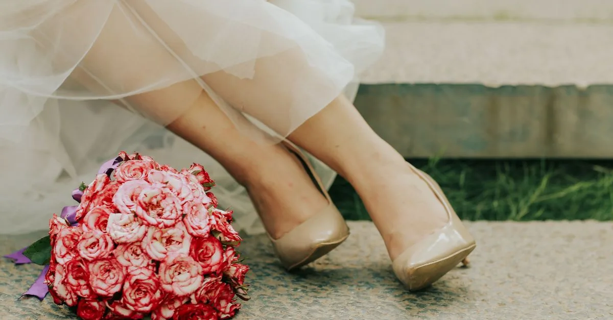 découvrez nos chaussures de mariage confortables alliant élégance et bien-être pour danser toute la journée avec style.