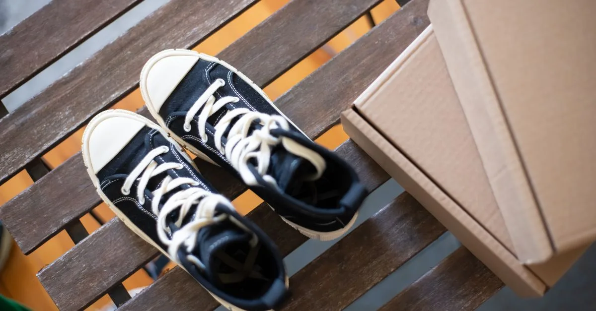 découvrez notre collection de chaussures alliant style, confort et qualité pour toutes les occasions. trouvez la paire idéale adaptée à vos besoins et à votre look.