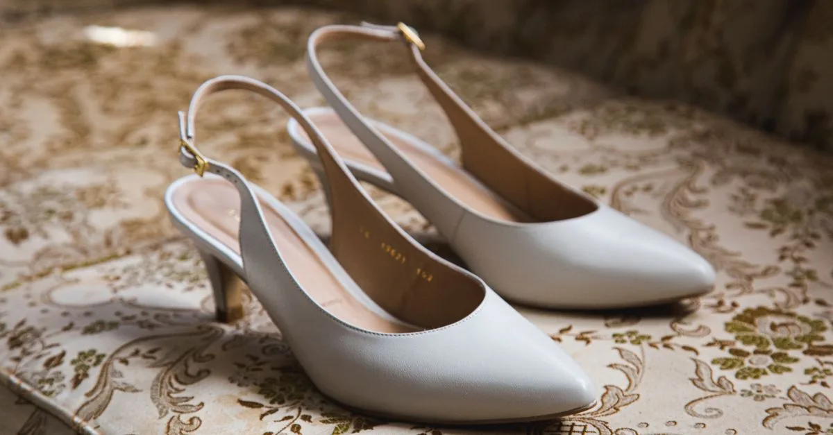 découvrez notre collection tendance de chaussures pour femmes alliant confort, style et qualité. trouvez la paire parfaite pour chaque occasion.