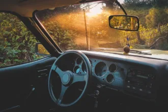 découvrez la signification des heures miroir et ce qu'elles révèlent sur votre vie, vos émotions et vos messages de l'univers.