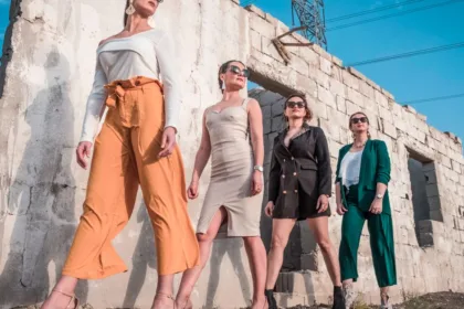 découvrez notre collection de vêtements pour femmes en taille 36, alliant confort et élégance pour toutes les occasions.